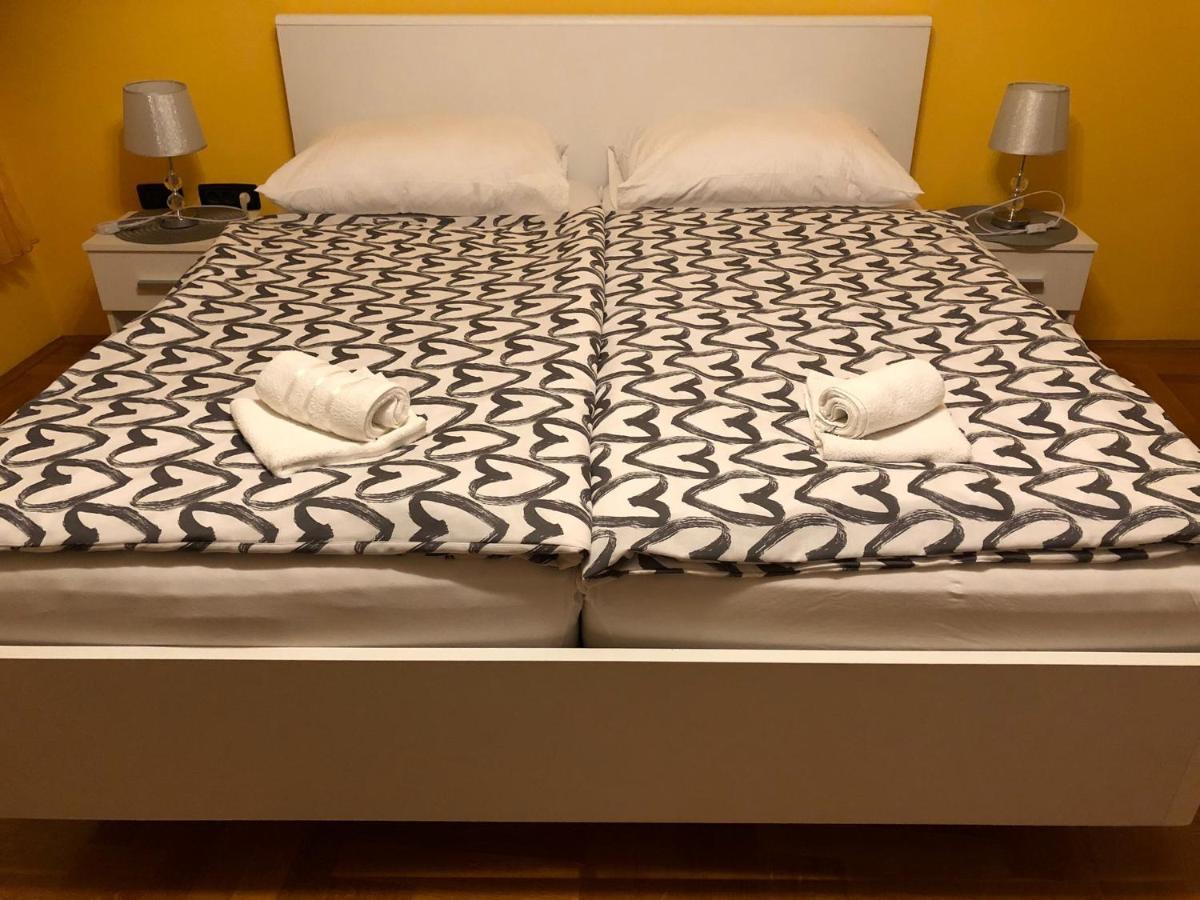 Apartman Bloom Osijek Luaran gambar