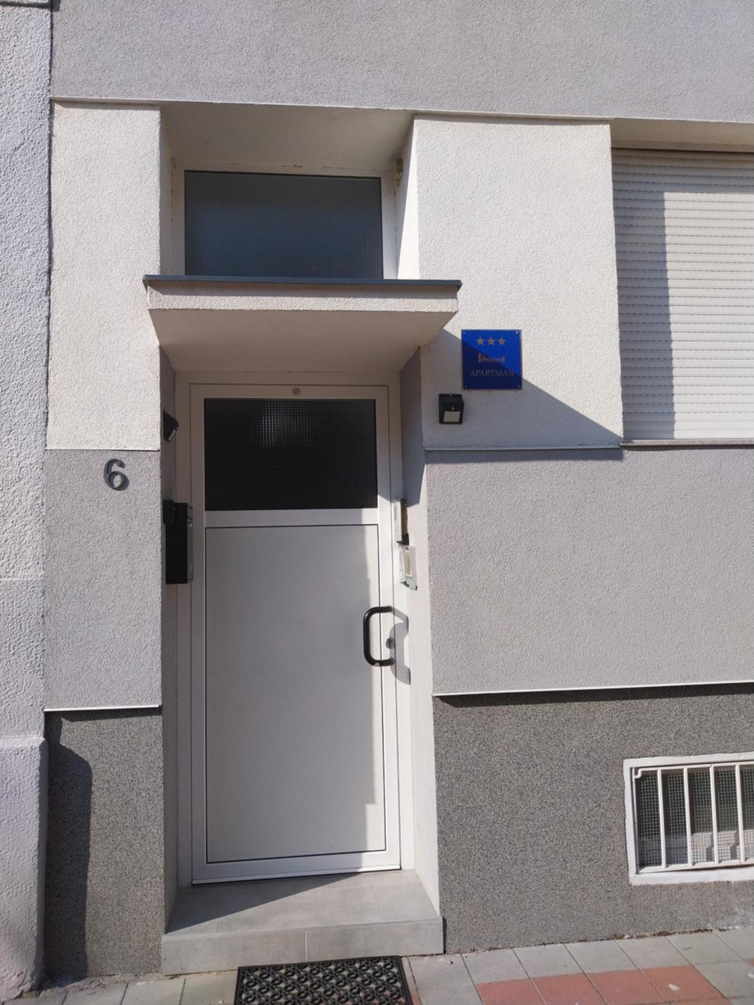Apartman Bloom Osijek Luaran gambar