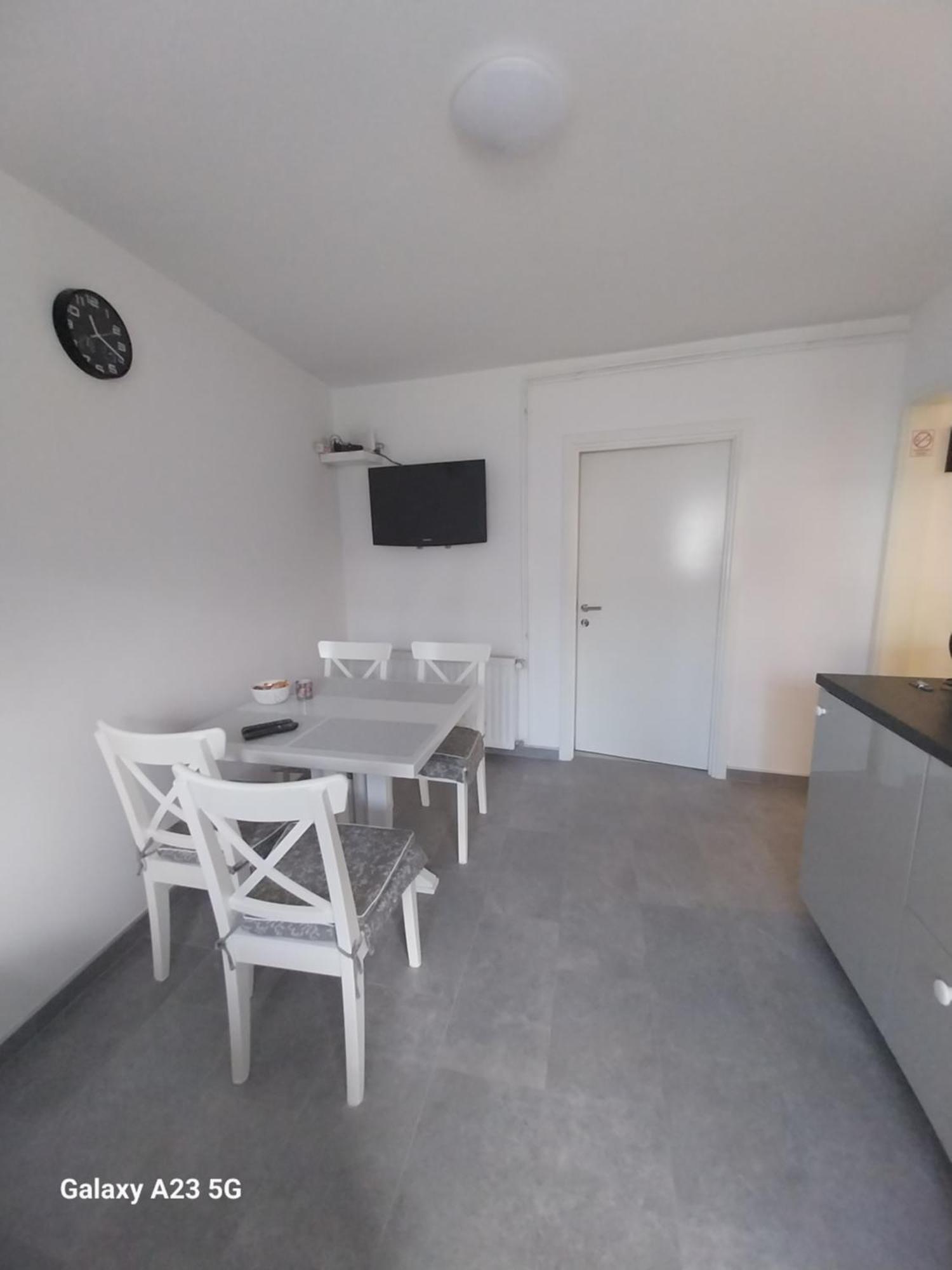 Apartman Bloom Osijek Luaran gambar