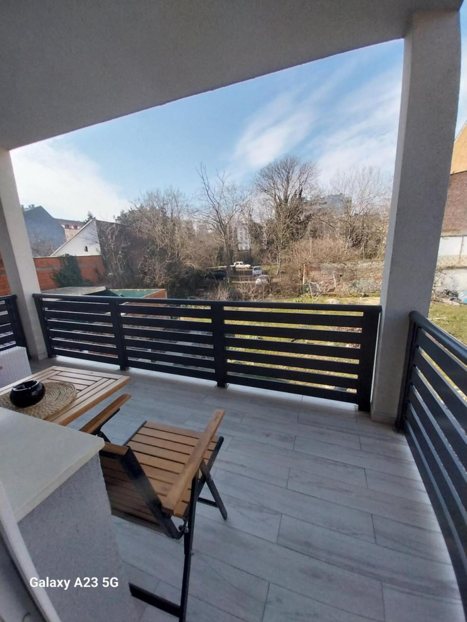 Apartman Bloom Osijek Luaran gambar